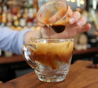 Preparation of espresso tonic coffee